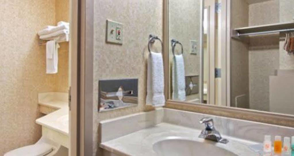Howard Johnson By Wyndham Hershey Exterior foto